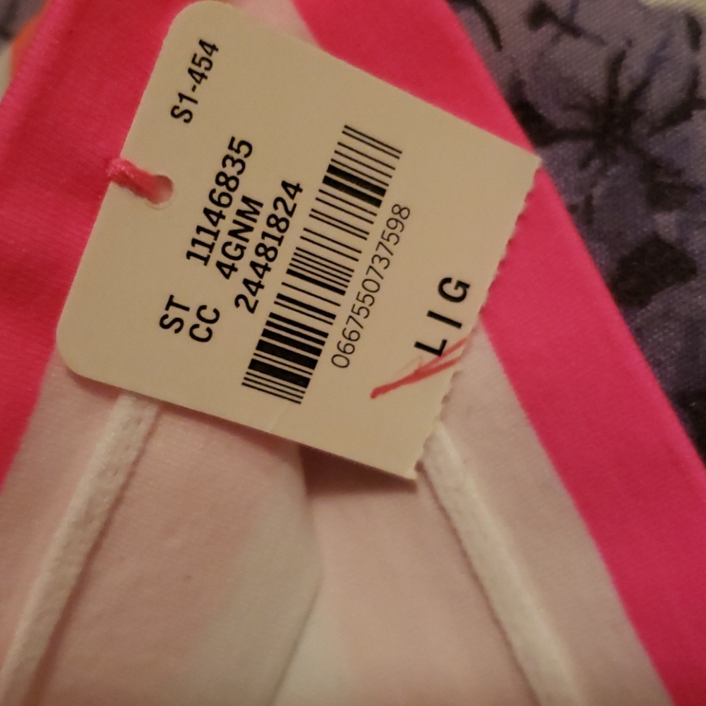 Pink Victoria secret woman thong - Picture 5 of 5